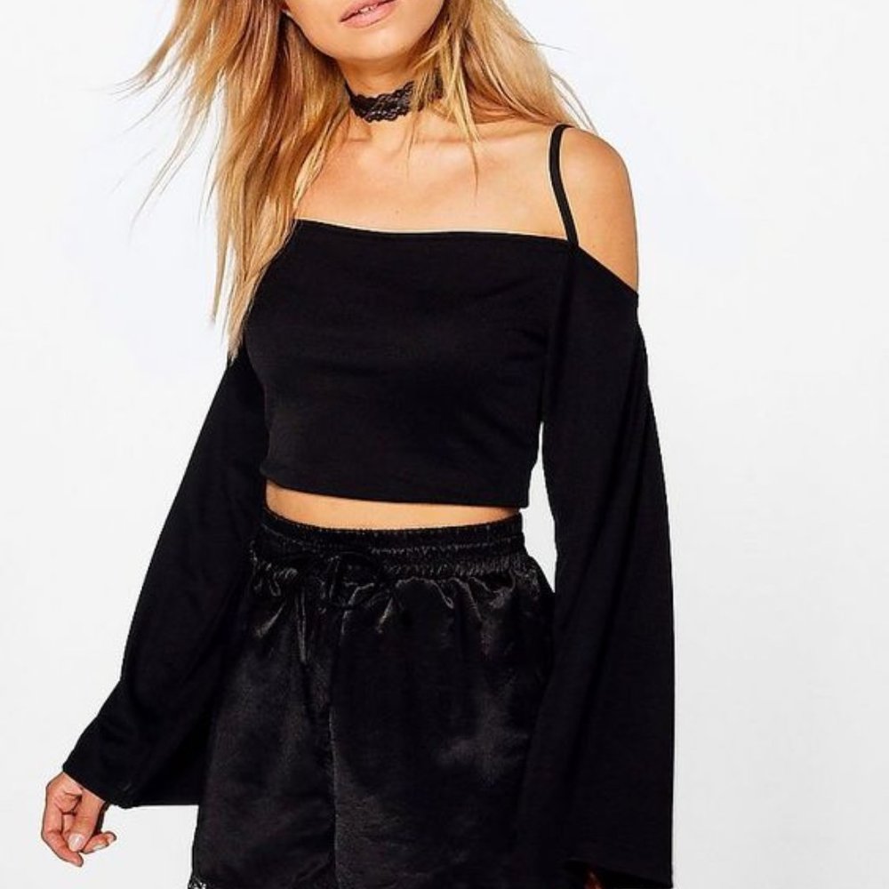 Flare Sleeved Cold Shoulder Crop Top